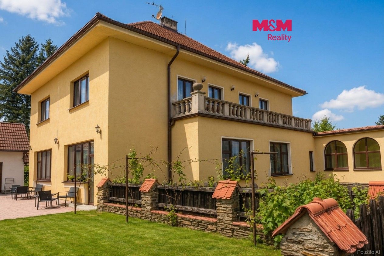 Rodinný dům, 744 m²