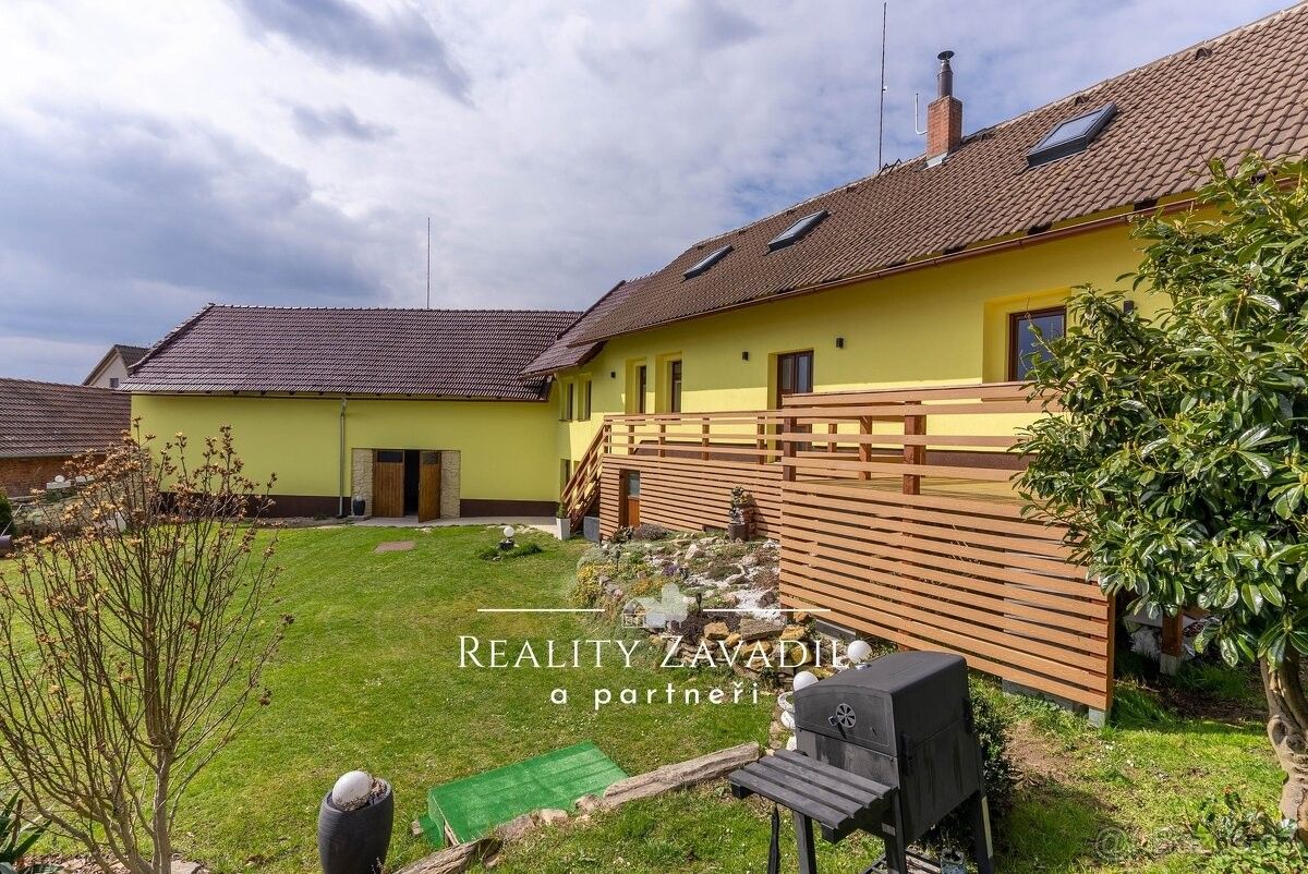 Rodinné domy, Horní Kruty, 281 46