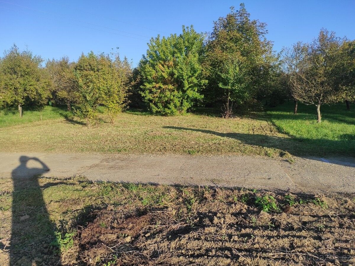 Prodej pozemek pro bydlení - Uherský Ostroh, 687 24