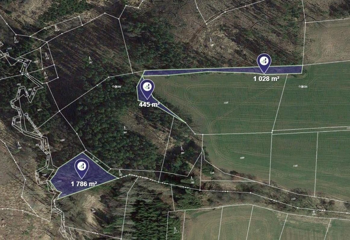 Pozemek, 1 630 m²