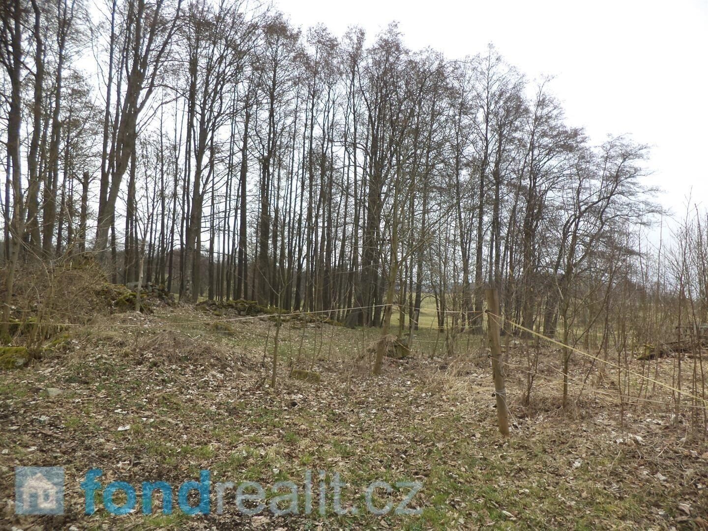 Pozemek pro bydlení, 1 221 m²