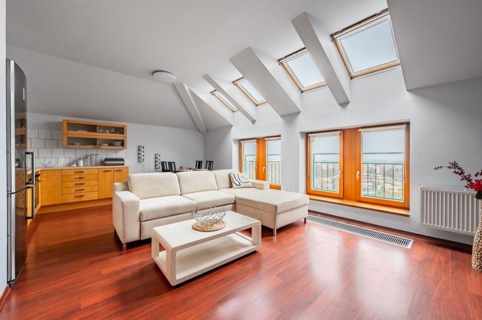 2+kk, Padovská, Praha, 62 m²