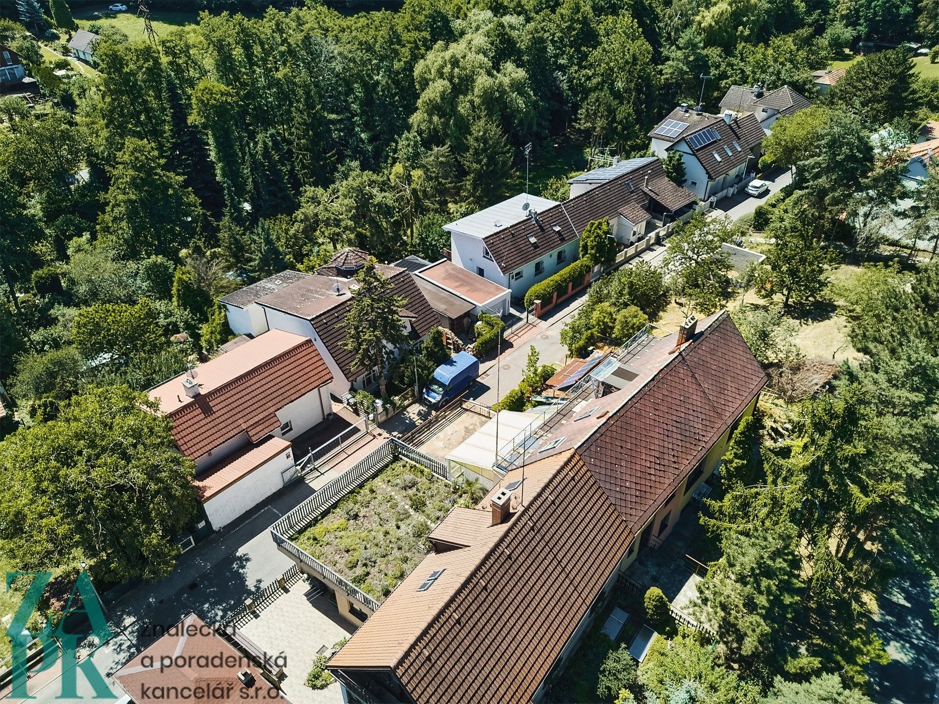 Rodinný dům · 458 m² · K Horkám 827, Praha Hostivař - 3