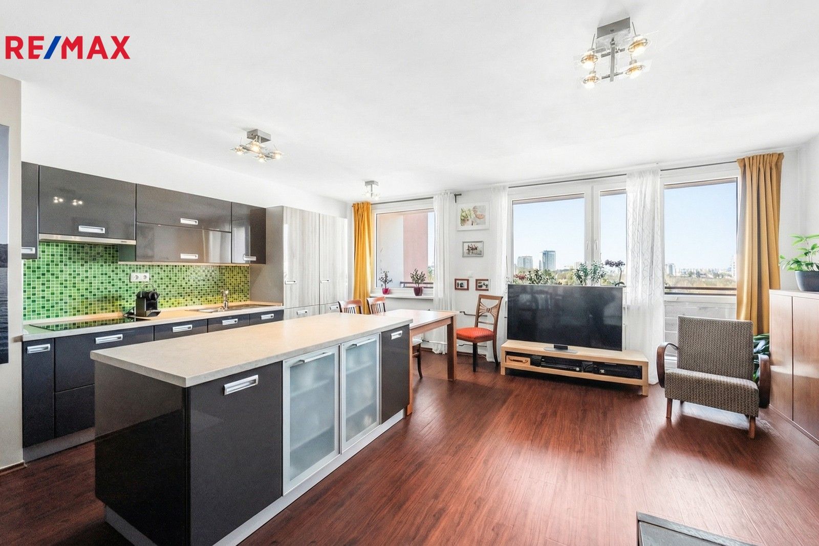 3+kk, Trnková, Praha, 82 m²