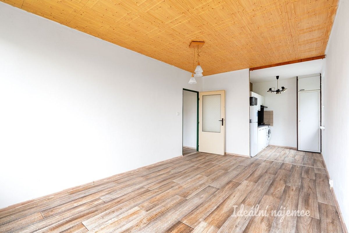 2+kk, Bendova, Praha, 42 m² - 2