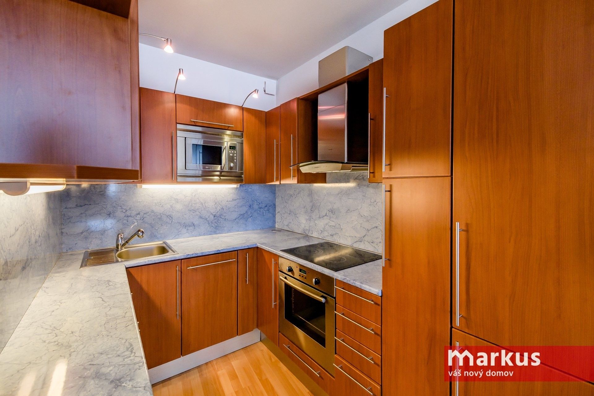 2+kk, Jetelová, Praha, 53 m² - 1