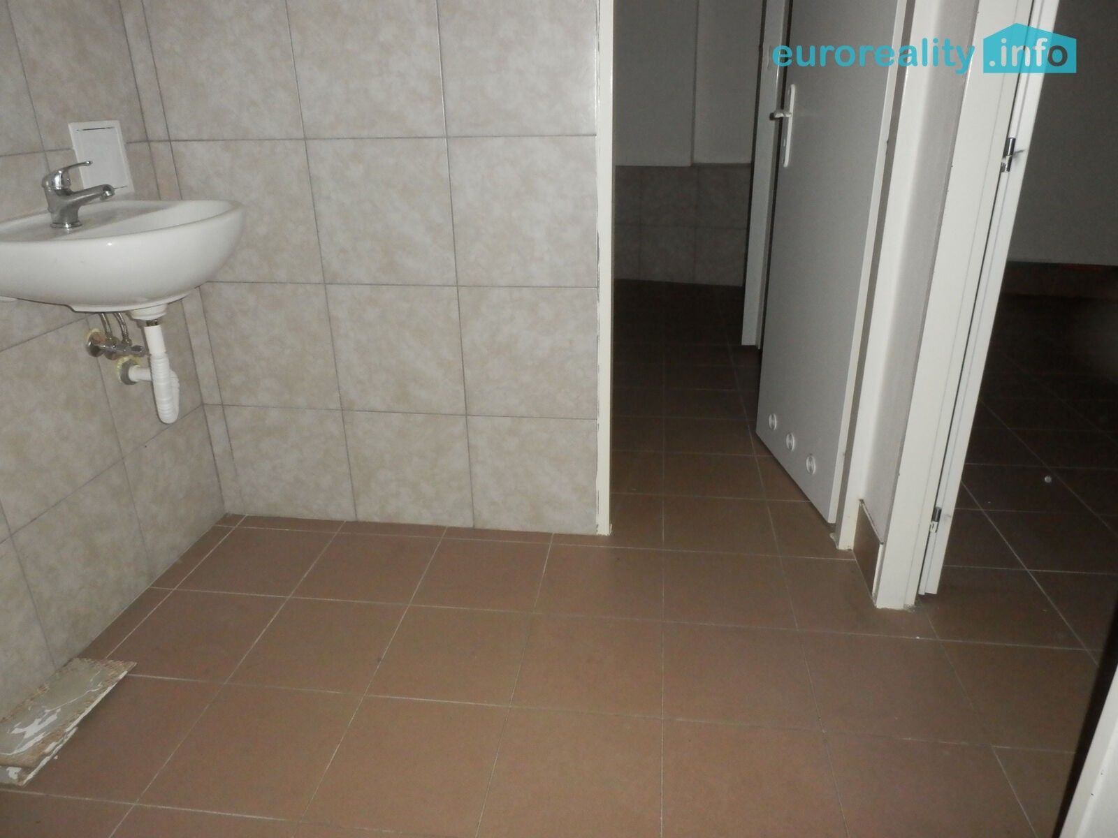 Obchodní prostory · 38 m² · Praha - 4