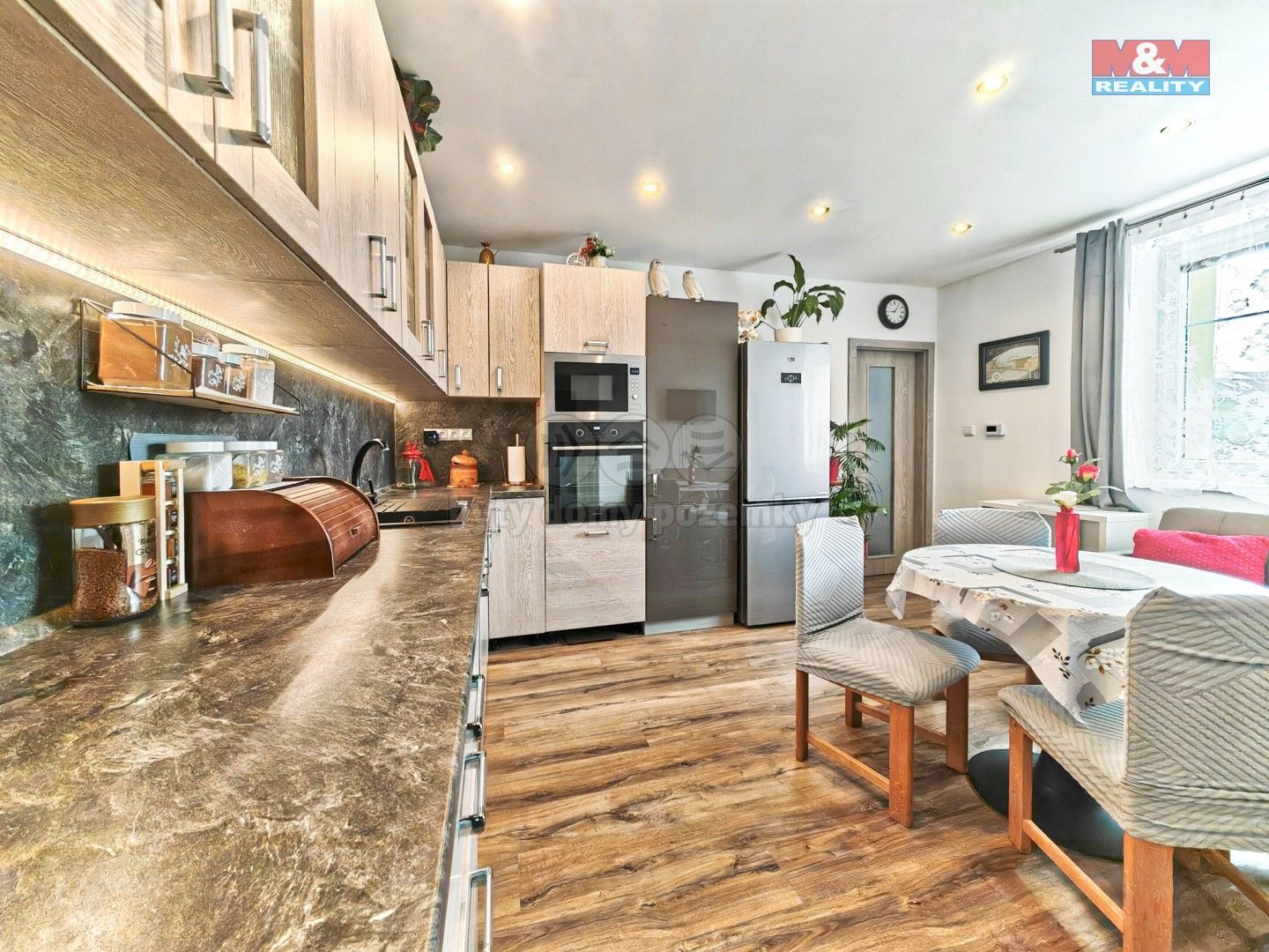 1+1, Slovenského nár. povstání, Jaroměř, 46 m²