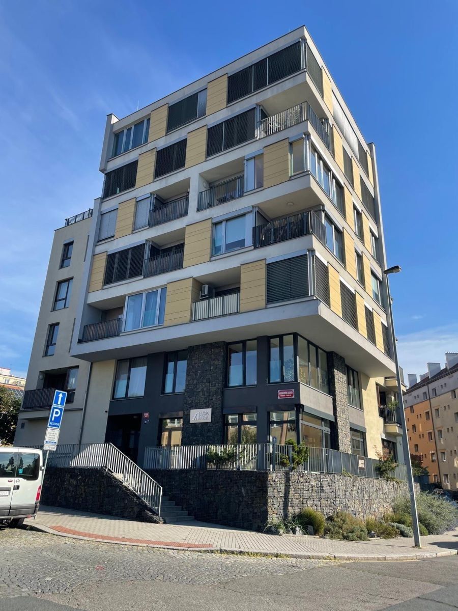 1+kk, U Roháčových kasáren, Praha - Vršovice, 36 m² - 1