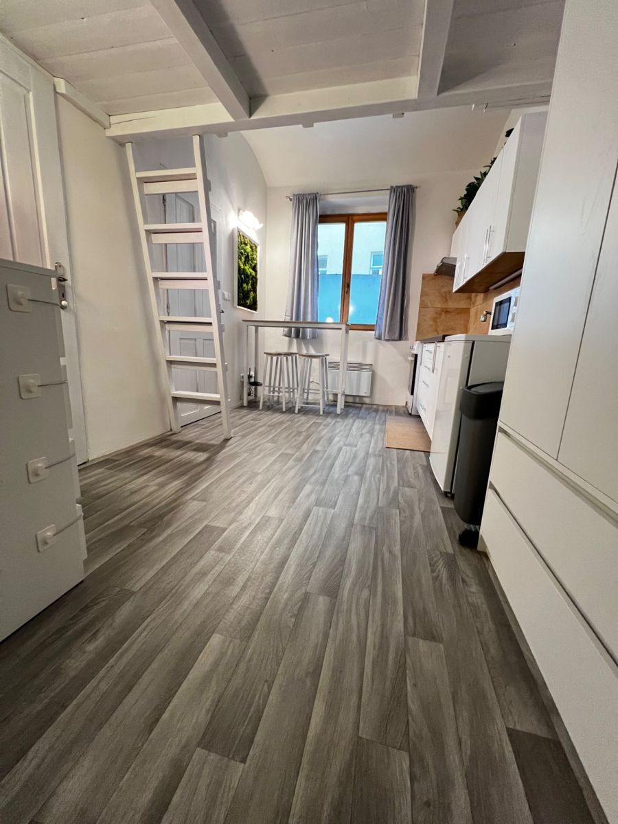 Pronájem byt 2+kk - Plzeňská, Praha - Smíchov, 35 m² - 2