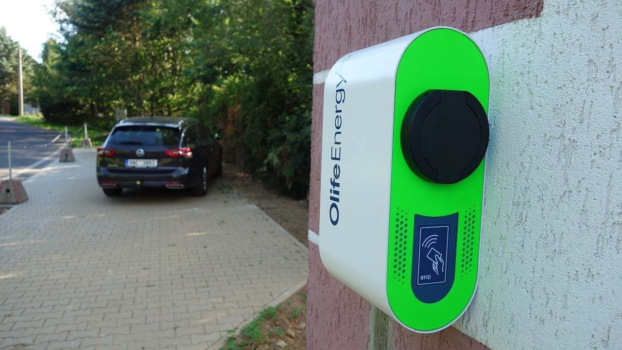 Chaty, Loučná pod Klínovcem - Háj u Loučné pod Klínovcem, Ústecký kraj - 2