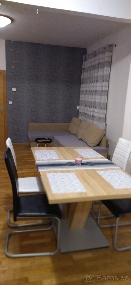 Rodinné domy, Blížkovice, 671 55