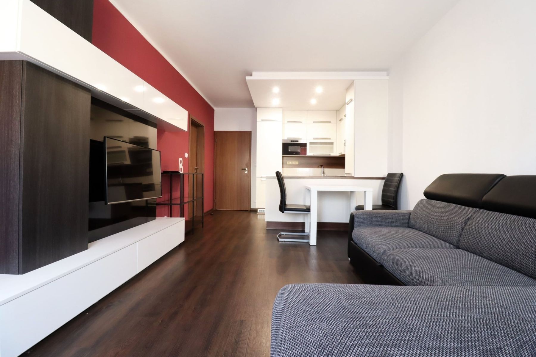 Pronájem byt 2+kk - Padovská, Praha - Horní Měcholupy, 49 m² - 5
