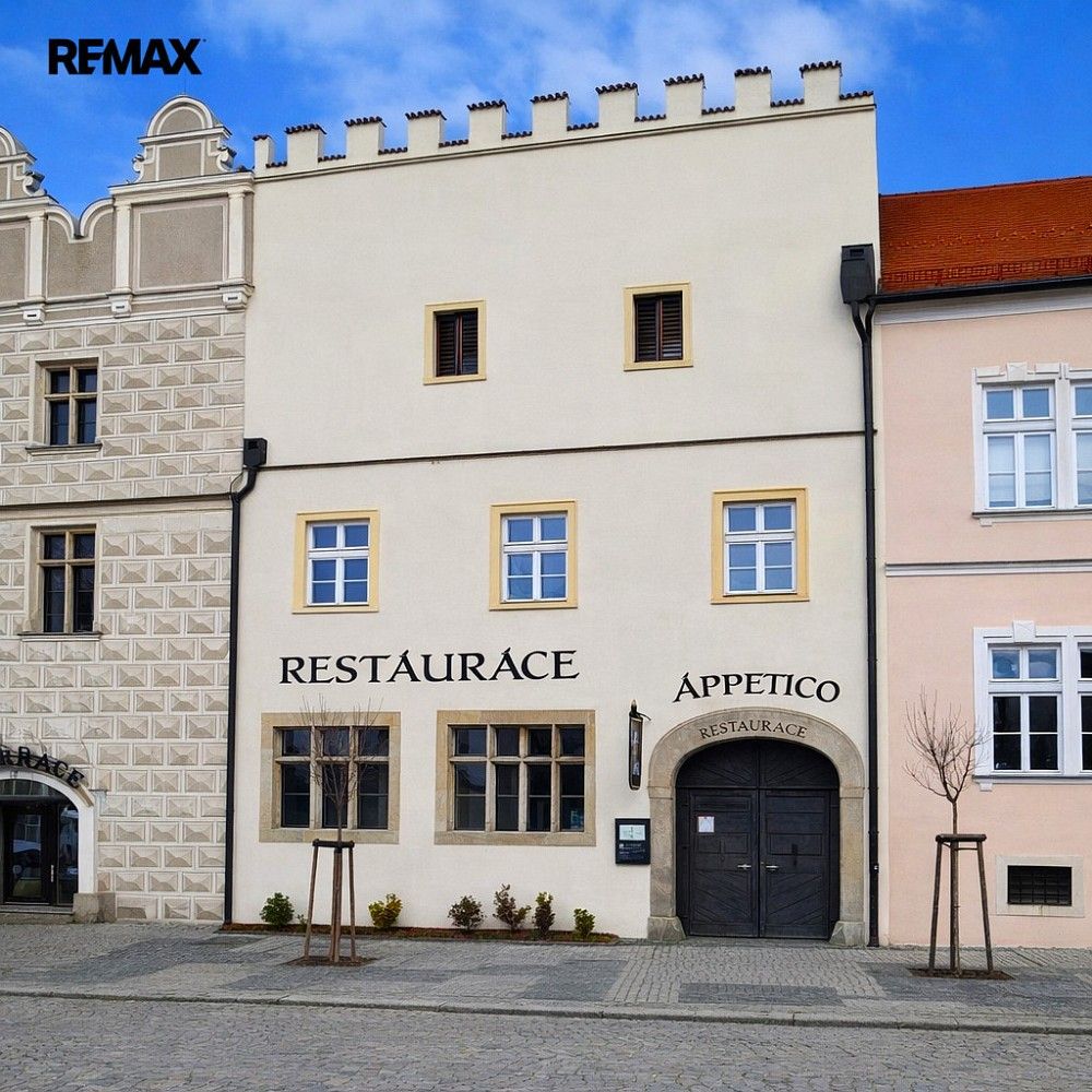 Restaurace, Slavonice, okres Jindřichův Hradec, Jihočeský kraj, 560 m² - 1