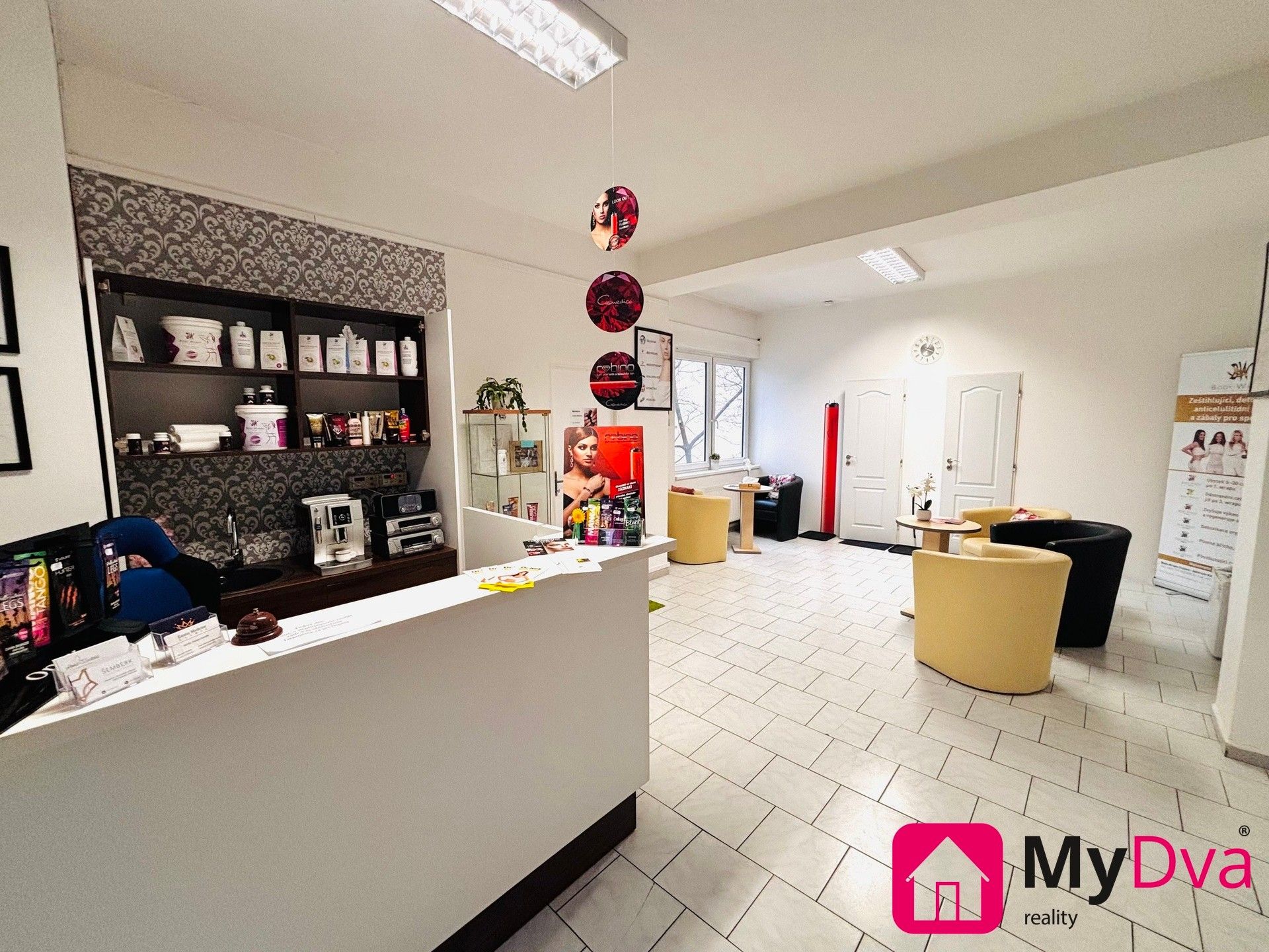 Pronájem obchodní prostory - Holandská, Znojmo, 11 m²