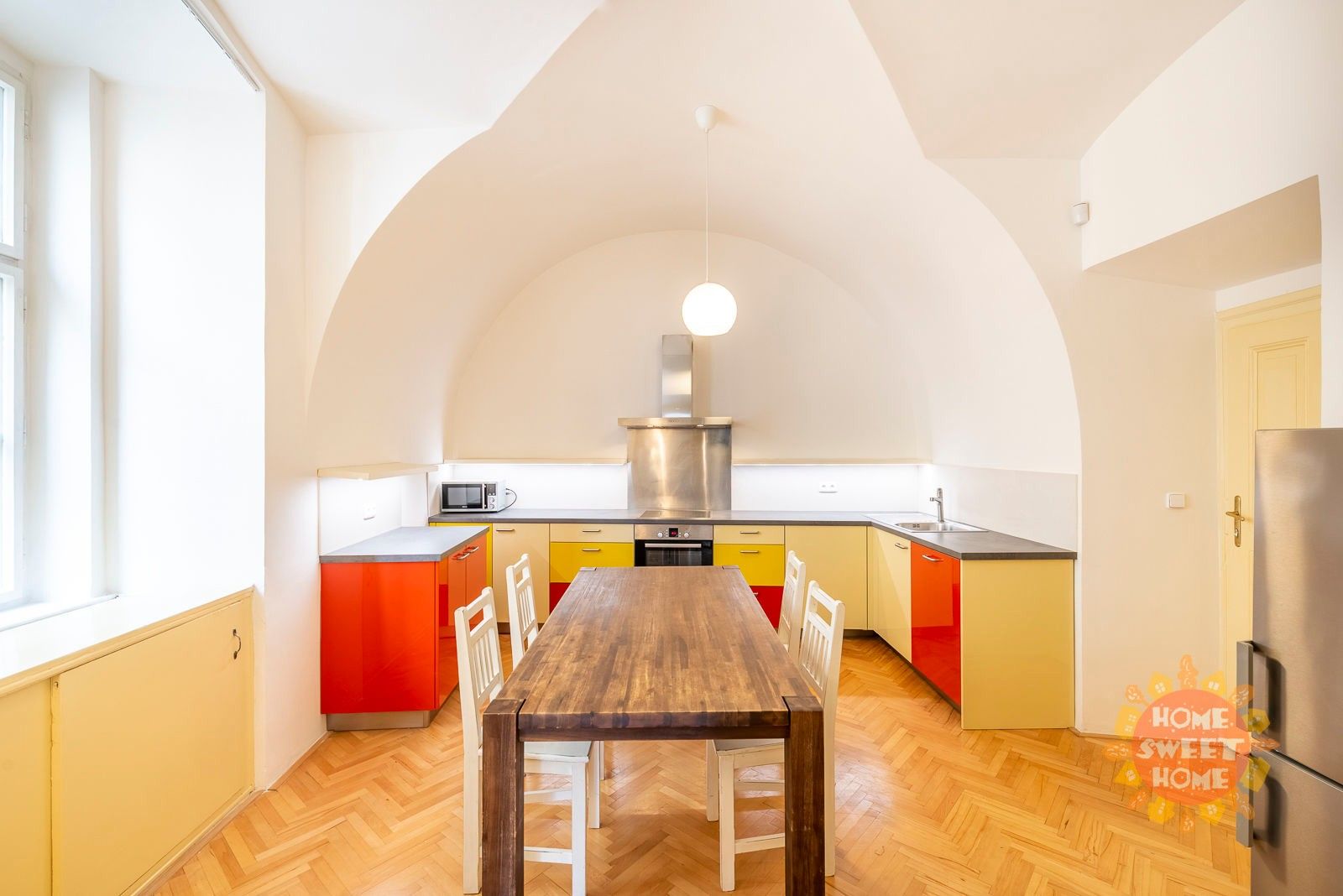 Pronájem byt 3+1 - Týnská ulička 610, Praha, 117 m²