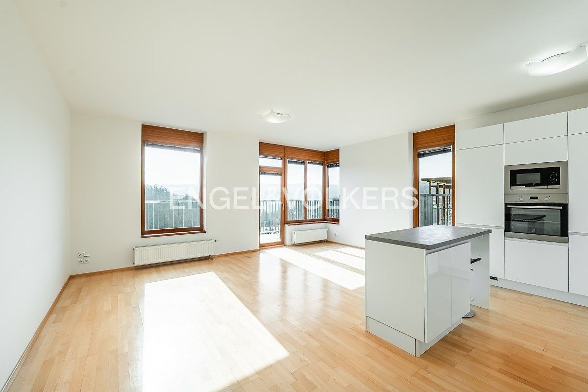 3+kk, Na Císařce 3224, Praha, 79 m²