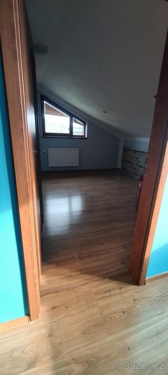 Pronájem byt - Ostrava, 724 00