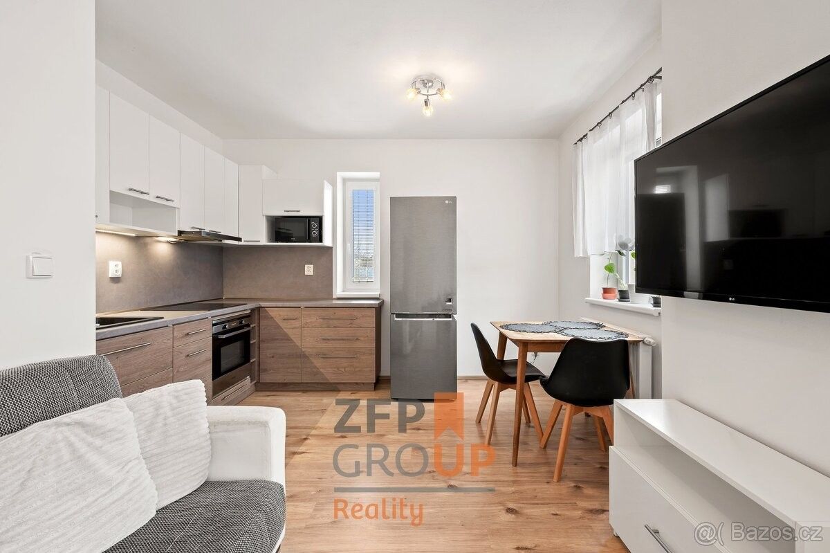 Prodej byt - Rájec-Jestřebí, 679 02