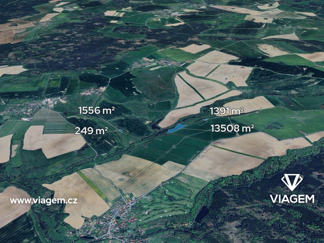 Zemědělský pozemek, 1 518 m²
