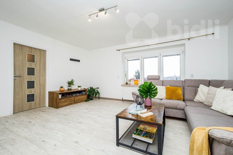 2+1, Vostrovská, Praha, 65 m²