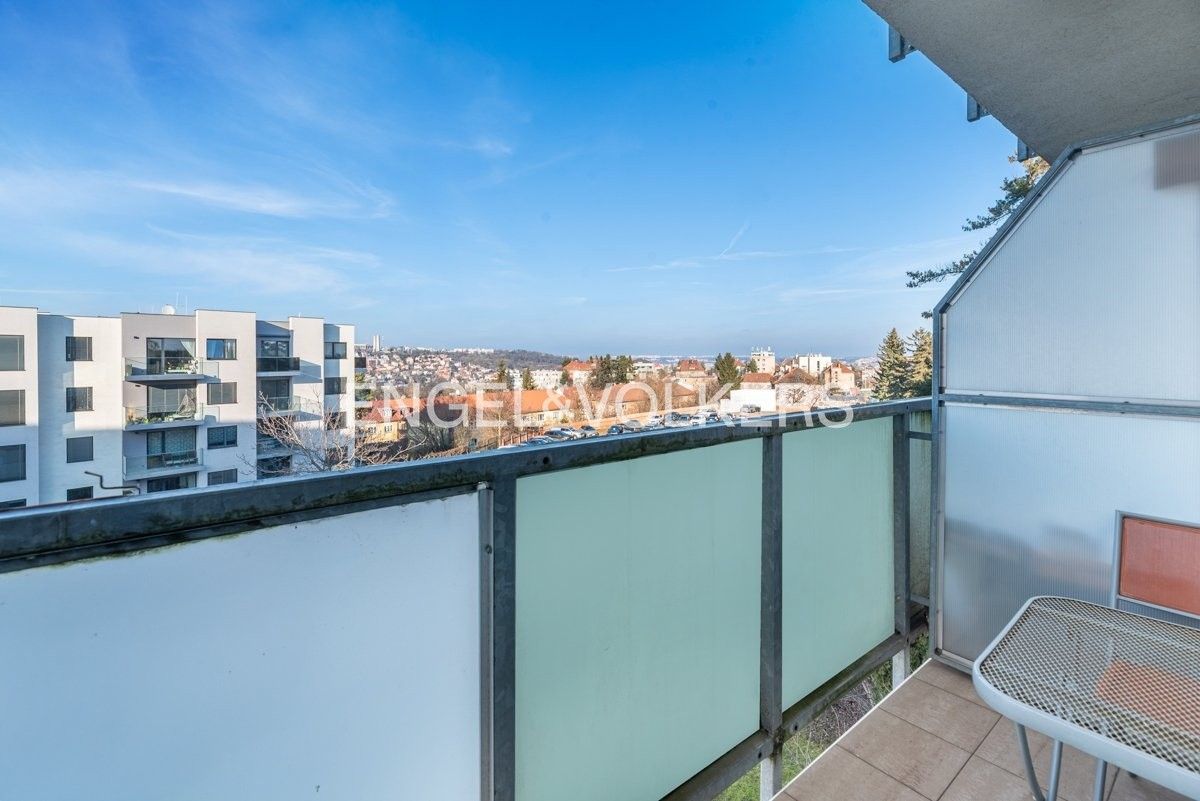 Pronájem byt 2+kk - Česká 1112, Praha, 57 m²