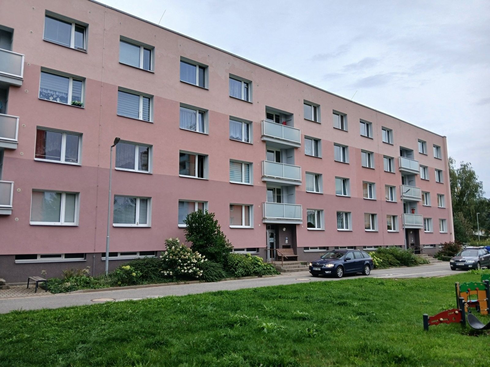 3+1, Horní brána, Hostinné, 70 m² - 2