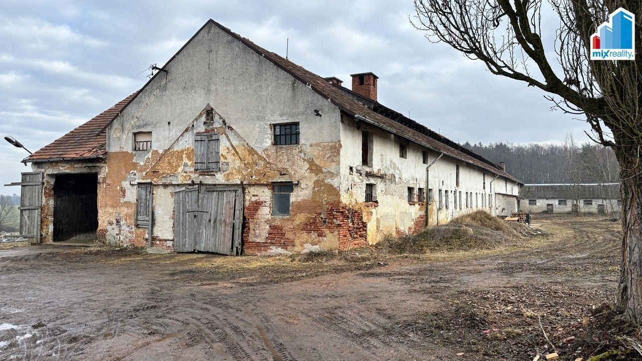 Sklady, Doubrava, Nýřany, 500 m²