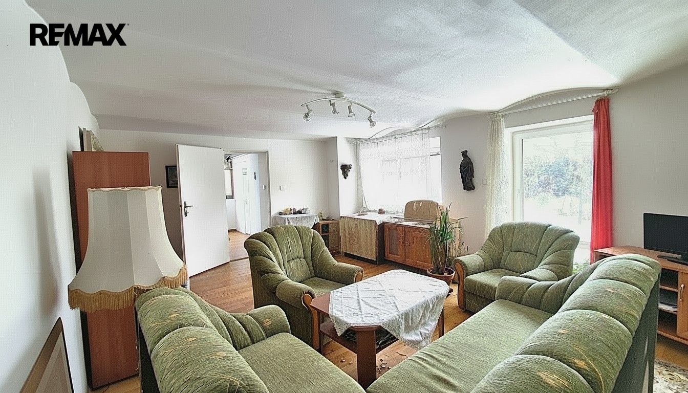 Rodinné domy, V Edenu 236, Peruc, 90 m² - 1