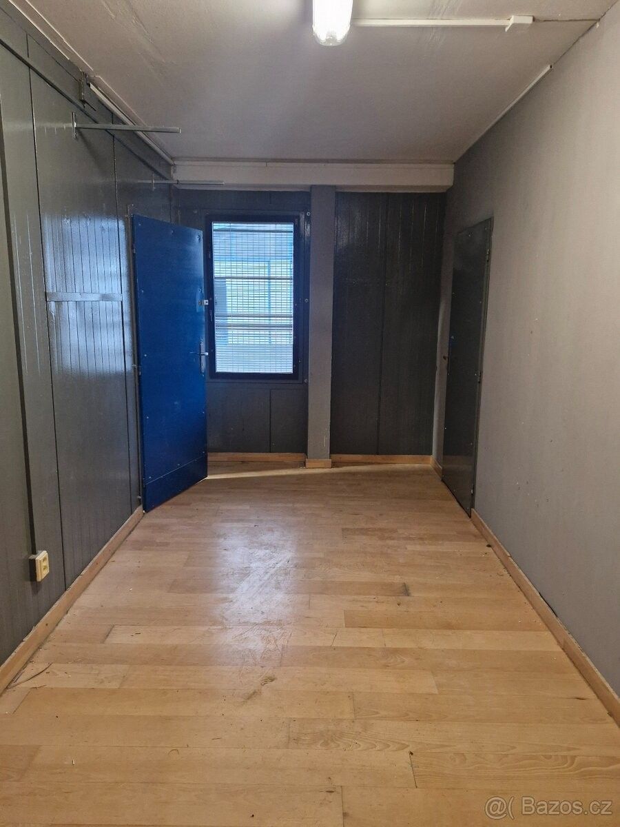 Sklad · Slušovice, 763 15 - 4