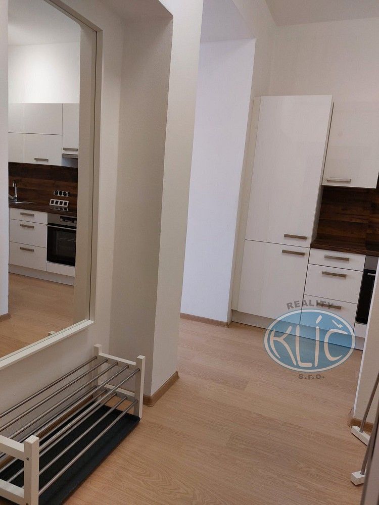 Pronájem byt 2+kk - Husovo nám., Tábor, 55 m² - 5