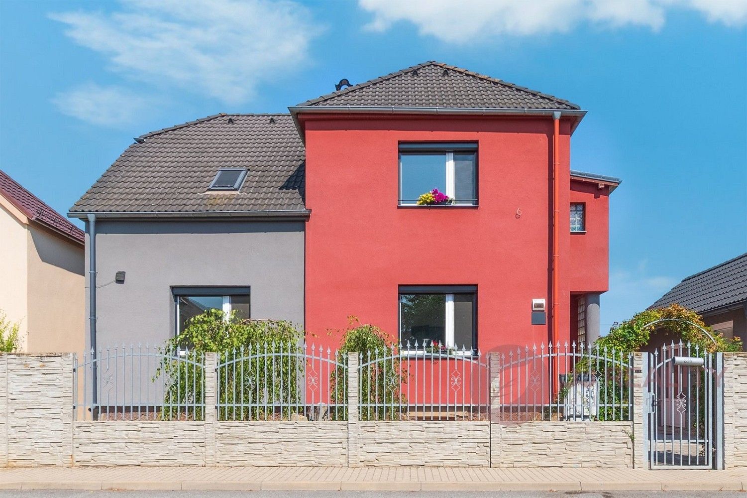 Rodinné domy, Zdice, okres Beroun, Středočeský kraj, 220 m² - 2
