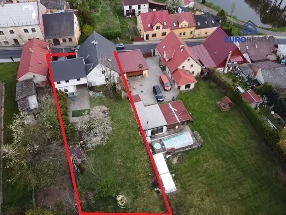 Prodej rodinný dům - Sokolovská, Teplá, 566 m²