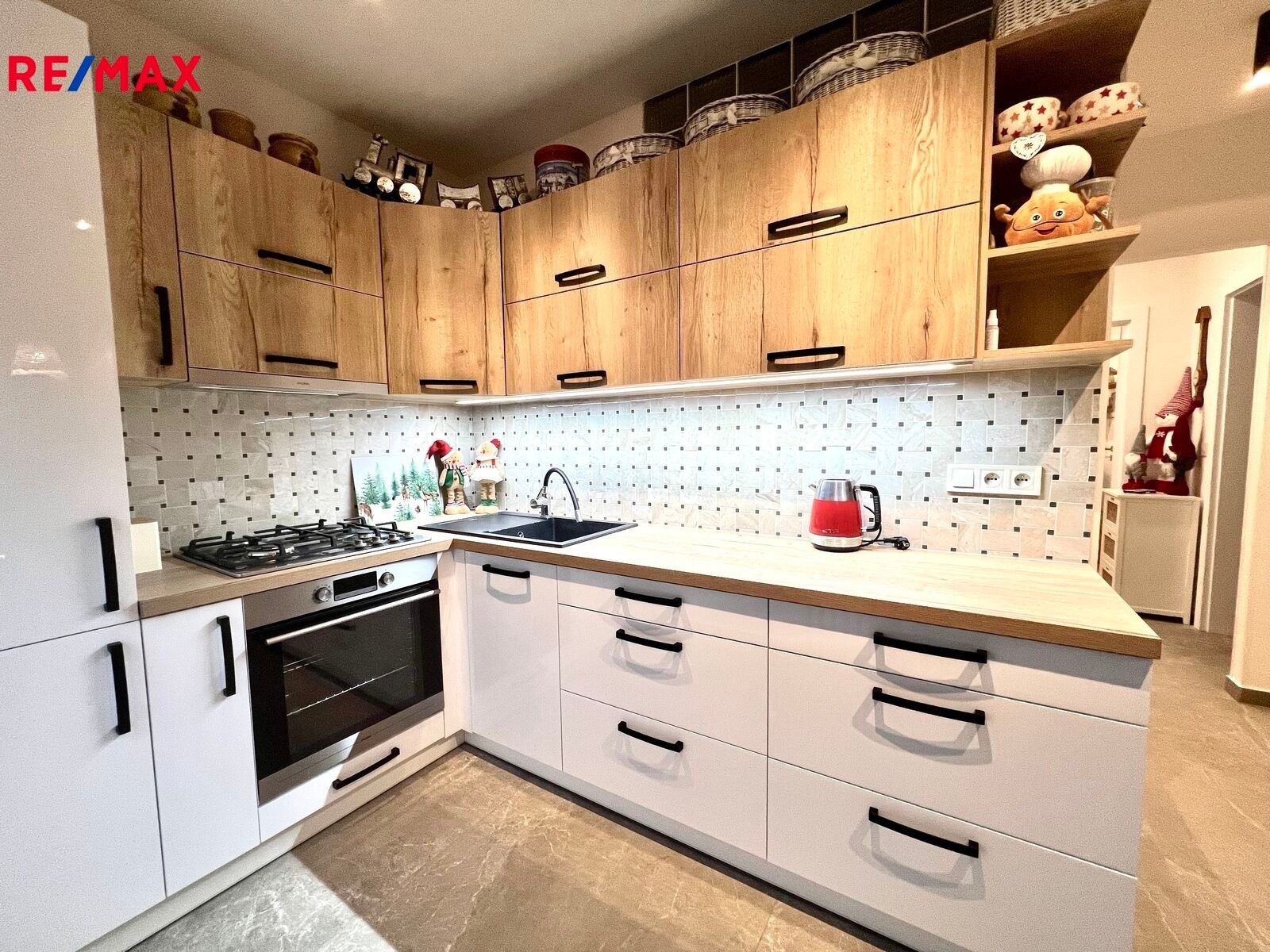 4+1, Sídliště Zahradní, Kyjov, 78 m²