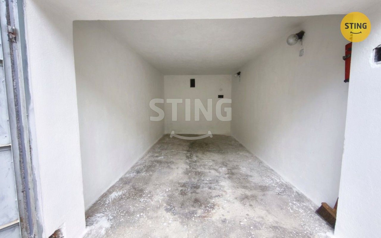 Pronájem garáž - Jihlava, 15 m²