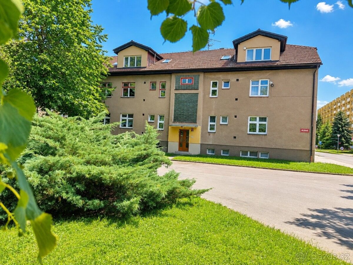Byty, Poděbrady, 290 01 - 1