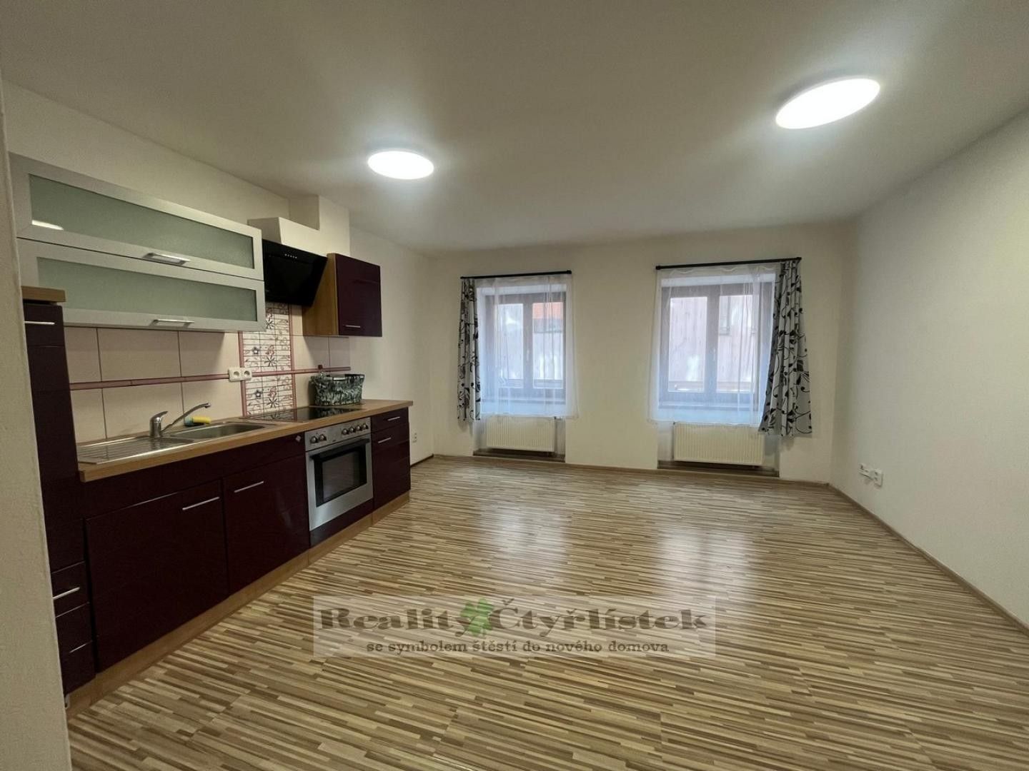 2+kk, B. Smetany, České Budějovice, 40 m²