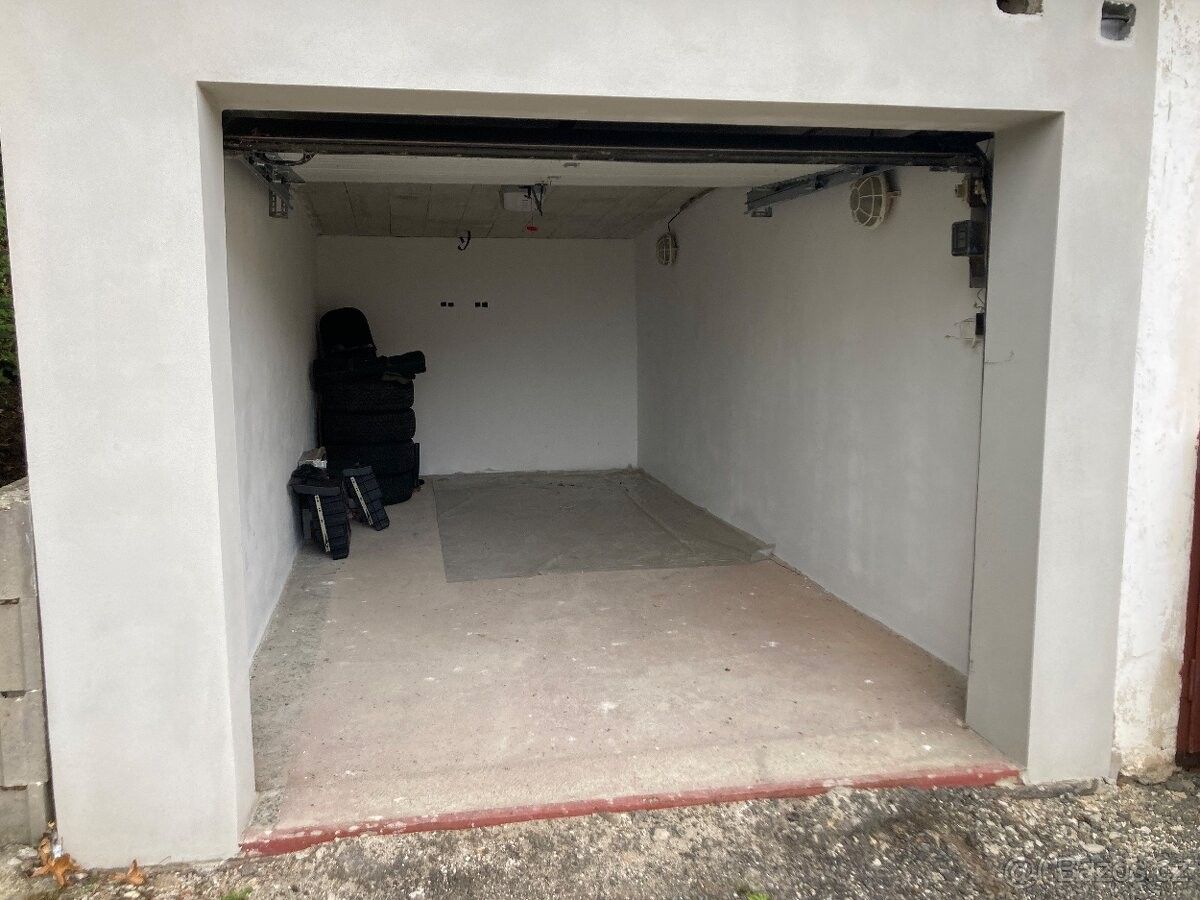 Pronájem garáž - Jihlava, 586 01