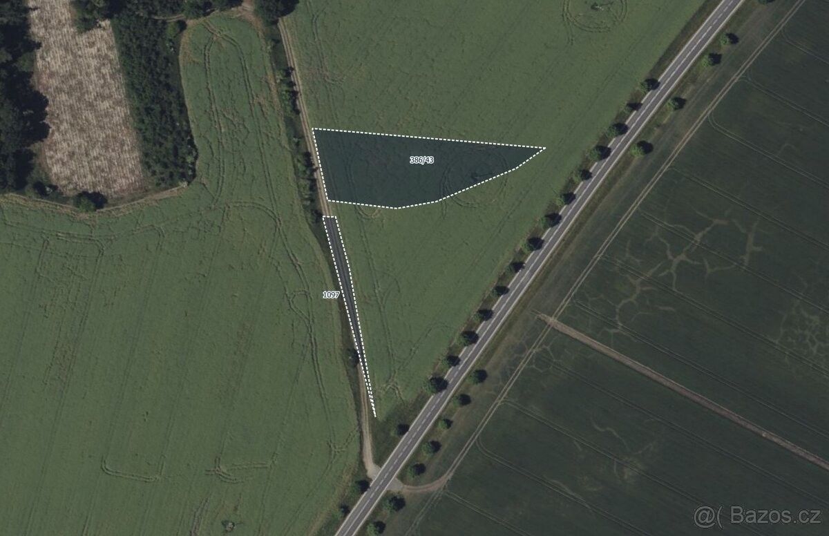 Prodej pozemek pro bydlení - Sány, 289 06