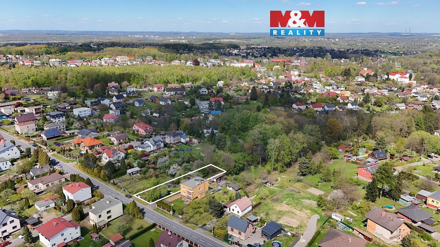 Pozemek pro bydlení, 965 m²