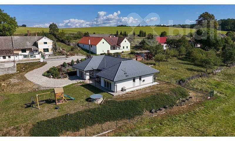 Rodinný dům · 201 m² · Kamenný Újezd, okres České Budějovice - 2