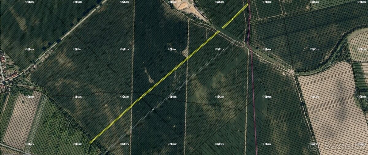 Pozemky pro bydlení, Dubňany, 696 03