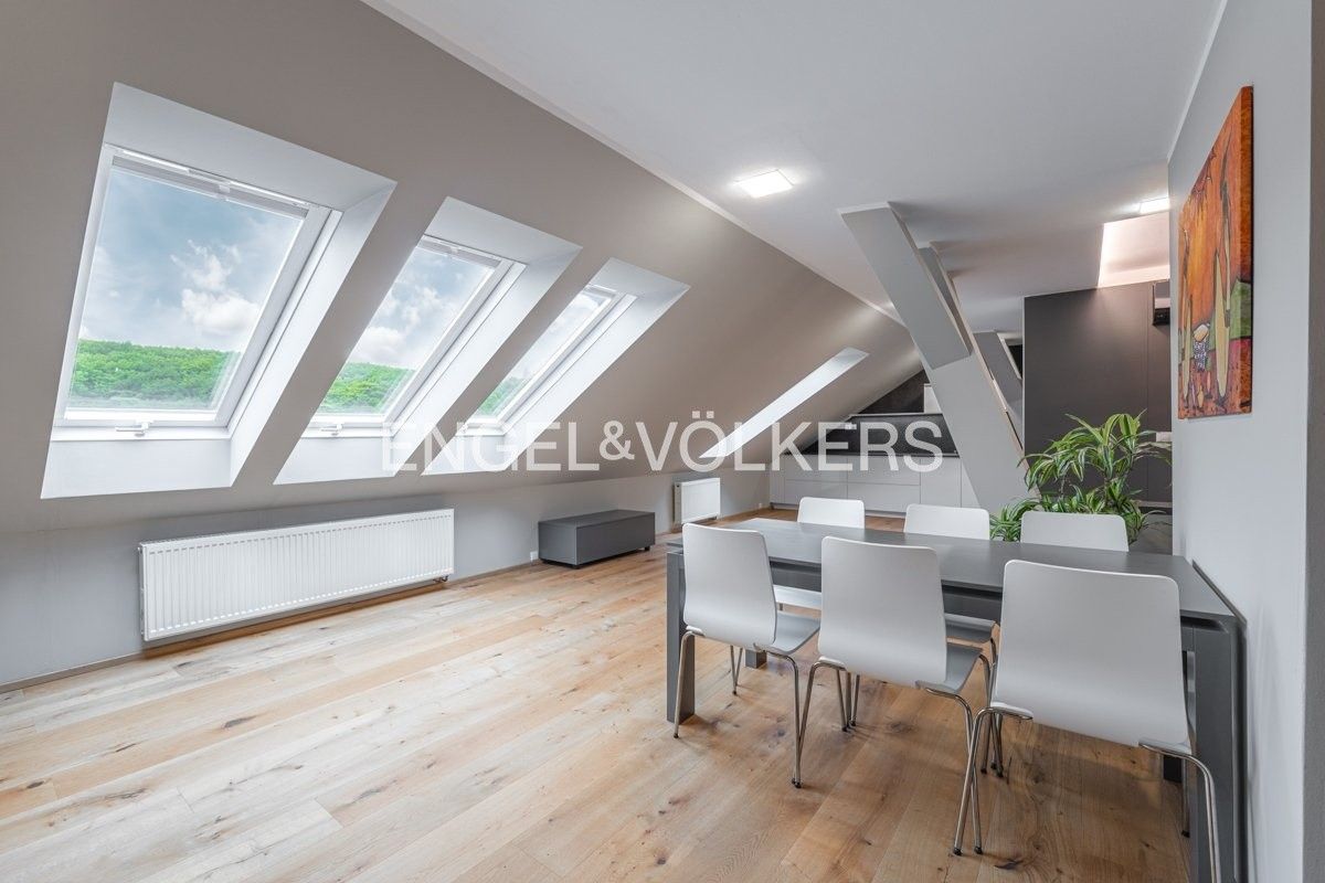 4+kk, Plzeňská, Praha, 135 m² - 2