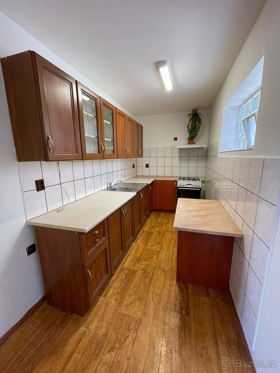 Rodinný dům · Bučovice, 685 01 - 4