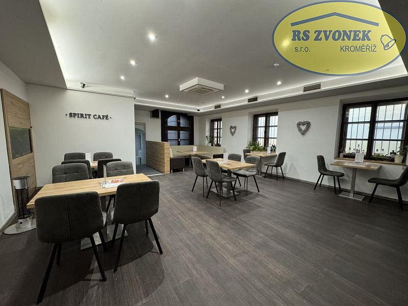 Obchodní prostory, Kroměříž, Zlínský kraj, 242 m² - 2