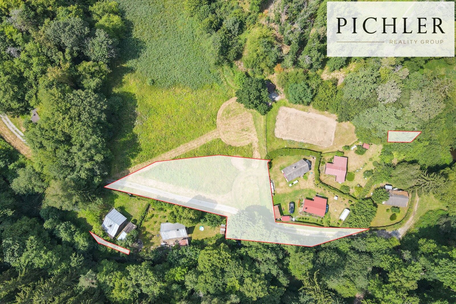 Louka, 2 398 m²