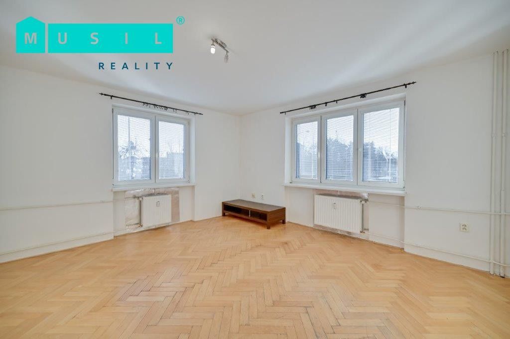 Prodej byt 2+1 - Ladova, Olomouc, 66 m²