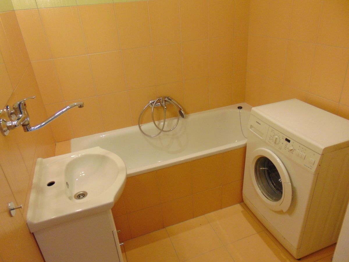 Byt 1+kk · 32 m² · Věšínova, Praha - 3