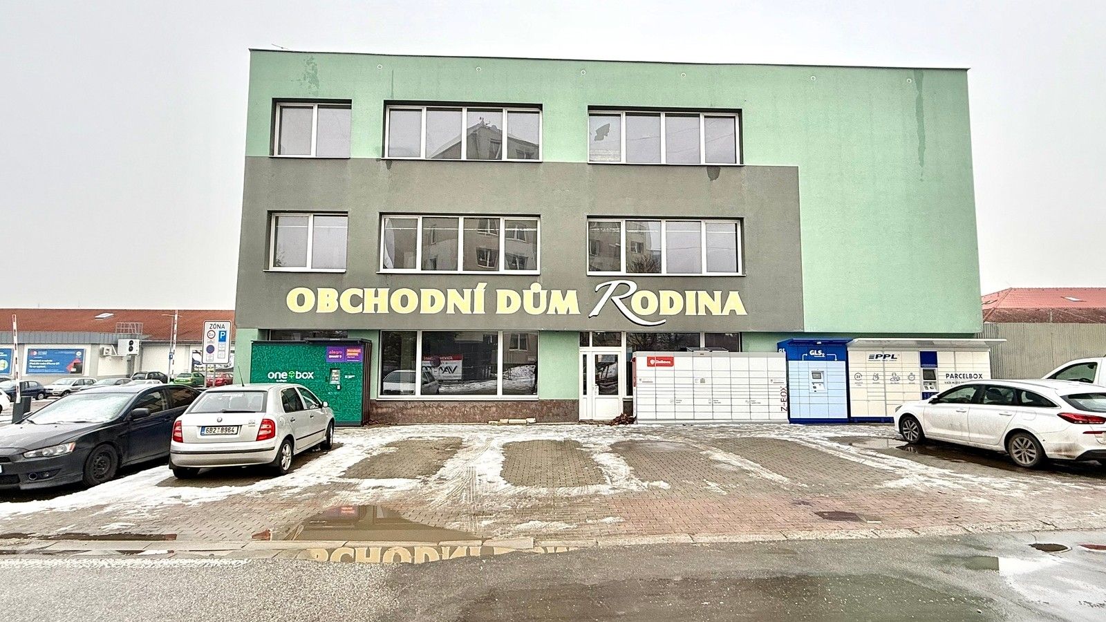 Obchodní prostory, Chaloupky, Veselí nad Moravou, 1 m²