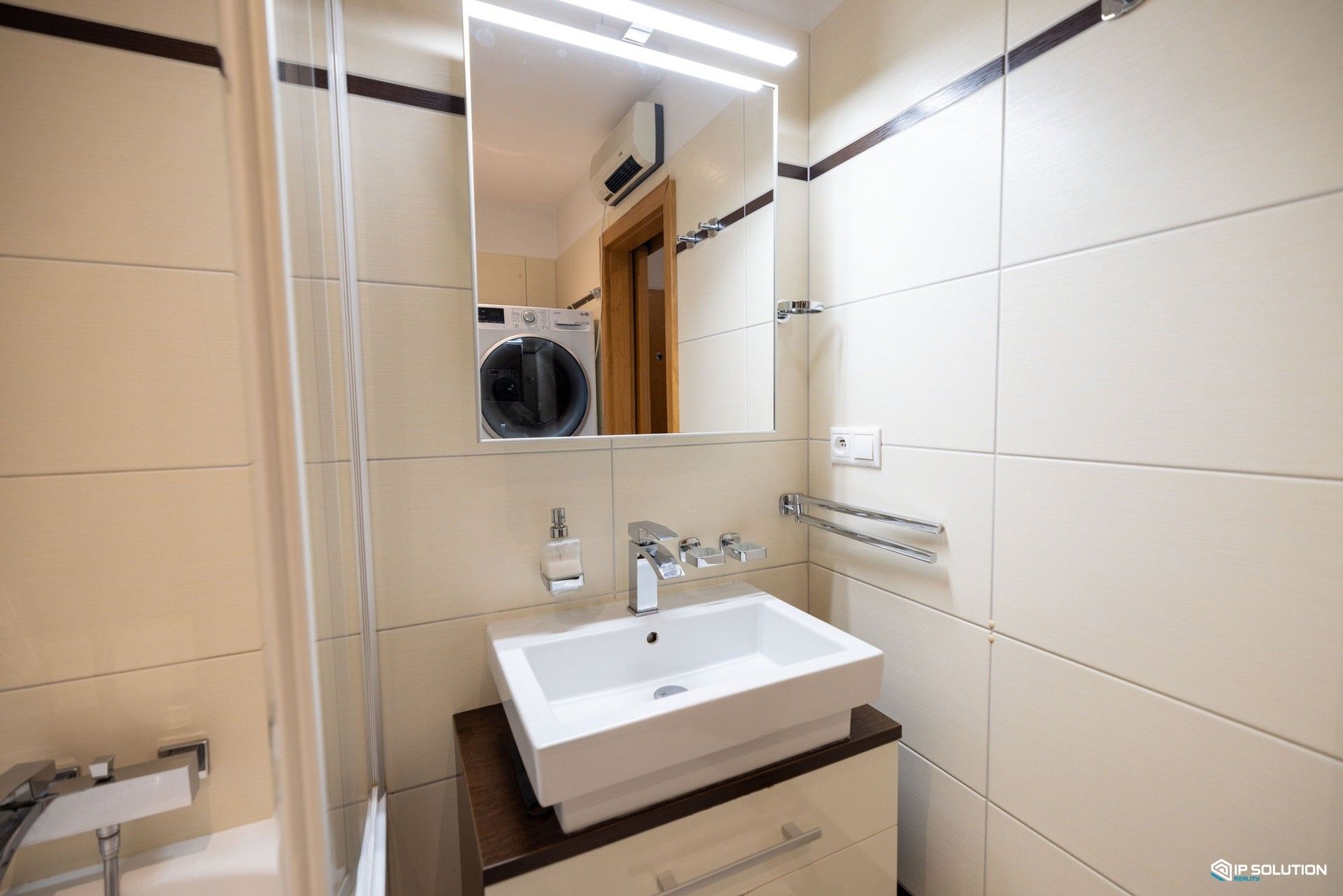 Prodej byt 2+1 - Stará osada 3971, Brno Židenice, 64 m² - 5